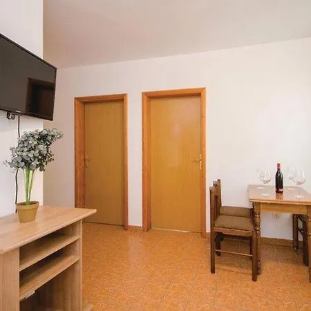 Iovo - Basic Two Bedroom A3 Daire